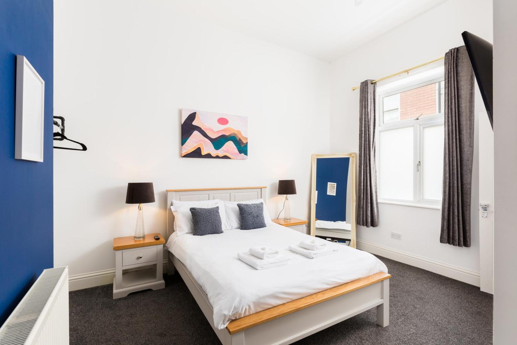 1-Bedroom Apartment In Leamington Spa With Free Parking Exterior photo
